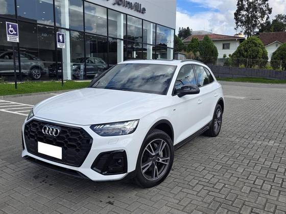 AUDI Q5 2.0 55 TFSIE PHEV PERFORMANCE BLACK QUATTRO S TRONIC
